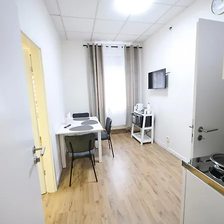 Glow Apartment Magdeburg