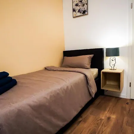 Glow Apartment Magdeburg